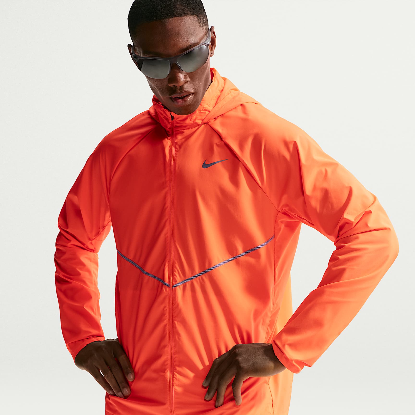 Nike Miler Men's Repel UV Protection Running Jacket. Nike ZA